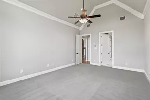 1713 Roundtree Cir E, Fort Worth, TX 76008 - Photo 18