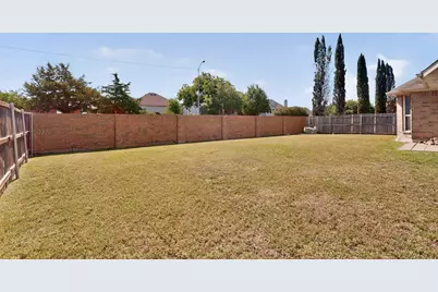 5720 Colorado Court, Haltom City, TX 76137 - Photo 38