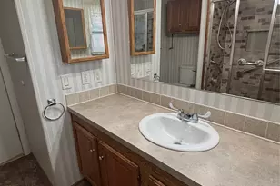 206 Holiday Rambler Dr, Whitney, TX 76692 - Photo 18