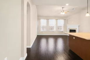 2812 N Gooseberry Dr, Plano, TX 75074 - Photo 12