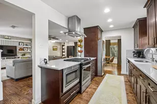 9605 Crestedge Dr, Dallas, TX 75238 - Photo 12