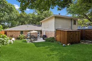 9605 Crestedge Dr, Dallas, TX 75238 - Photo 26