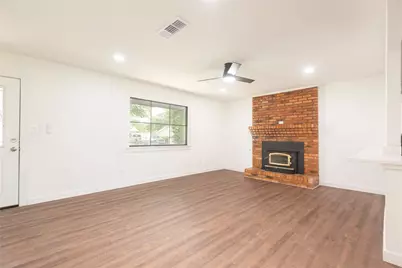 324 E Willow Lane, Princeton, TX 75407 - Photo 14