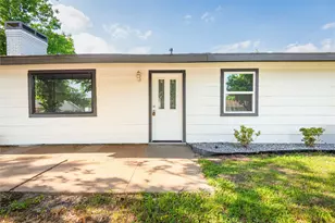 324 E Willow Ln, Princeton, TX 75407 - Photo 2