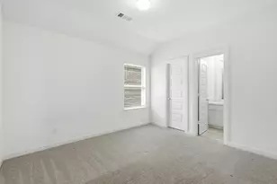 4005 Big Prairie Dr, Aubrey, TX 76227 - Photo 32