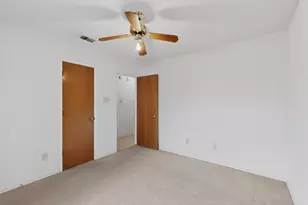 7517 Crosstimbers Ln, North Richland Hills, TX 76182 - Photo 20