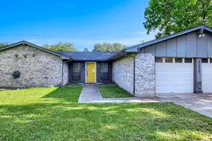 8437 Glenann Dr, North Richland Hills, TX 76182 - Photo 2