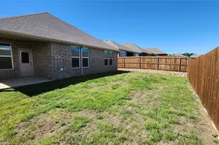 2221 Redwing Dr, Denton, TX 76205 - Photo 24