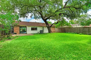 8114 Clearsprings Rd, Dallas, TX 75240 - Photo 26