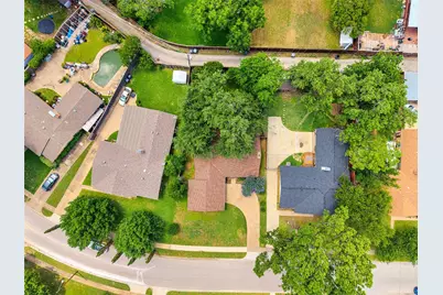 8114 Clear Springs Road, Dallas, TX 75240 - Photo 32