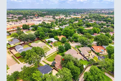 8114 Clear Springs Road, Dallas, TX 75240 - Photo 38