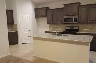 15704 Oak Pointe Dr, Fort Worth, TX 76177 - Photo 2