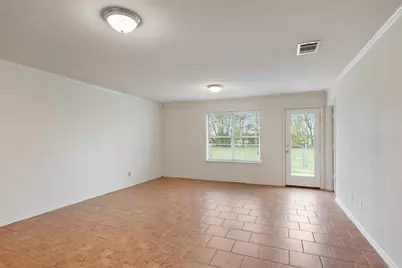 406 B Andrew Drive, Mabank, TX 75147 - Photo 4