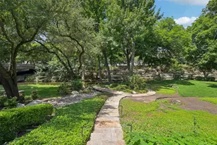 4656 Christopher Pl, Dallas, TX 75204 - Photo 36