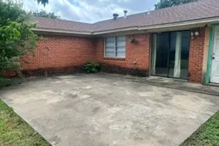 3201 Sanders Dr, Garland, TX 75042 - Photo 24
