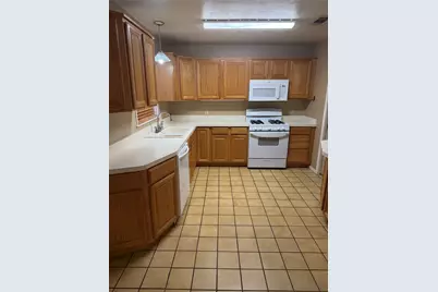 10205 San Juan Avenue, Dallas, TX 75228 - Photo 4