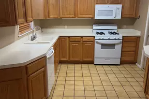 10205 San Juan Ave, Dallas, TX 75228 - Photo 4
