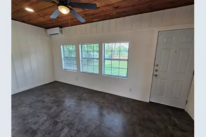 2023 E Illinois Avenue, Dallas, TX 75216 - Photo 20
