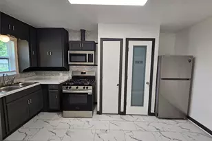 2023 E Illinois Ave, Dallas, TX 75216 - Photo 6