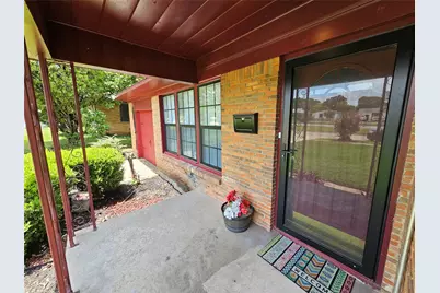 2023 E Illinois Avenue, Dallas, TX 75216 - Photo 2