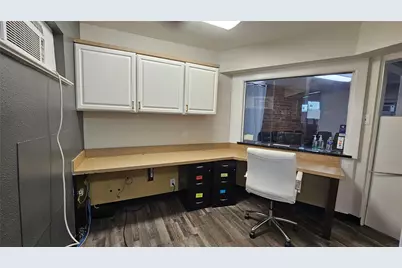 220 W 10th Street, Dallas, TX 75208 - Photo 14