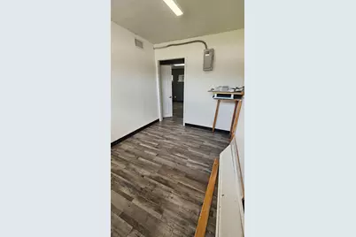 220 W 10th Street, Dallas, TX 75208 - Photo 18