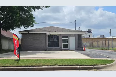 220 W 10th Street, Dallas, TX 75208 - Photo 1