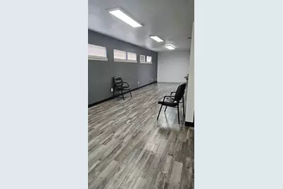 220 W 10th Street, Dallas, TX 75208 - Photo 20