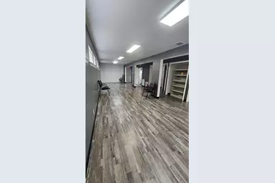 220 W 10th Street, Dallas, TX 75208 - Photo 22