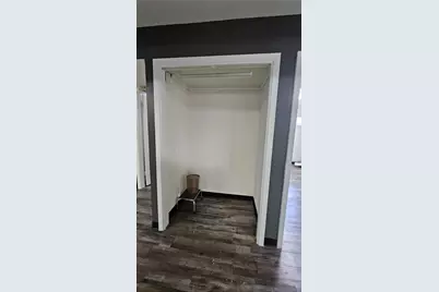 220 W 10th Street, Dallas, TX 75208 - Photo 16