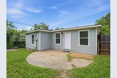 304 W Texas Street, Denison, TX 75020 - Photo 22