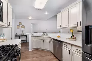 6234 St Leonard Dr, Arlington, TX 76001 - Photo 8
