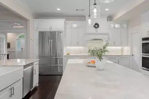 302 W Charlottesville Ave, Colleyville, TX 76034 - Photo 4