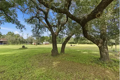 2009 Adams Lane S, Azle, TX 76020 - Photo 32