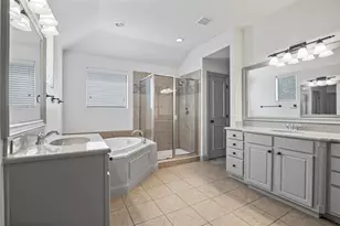 2561 Fountain Cove, Carrollton, TX 75006 - Photo 14