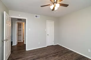 8037 W Elizabeth Ln, Fort Worth, TX 76116 - Photo 10