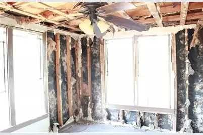 301 E Wood Street, Streetman, TX 75859 - Photo 2