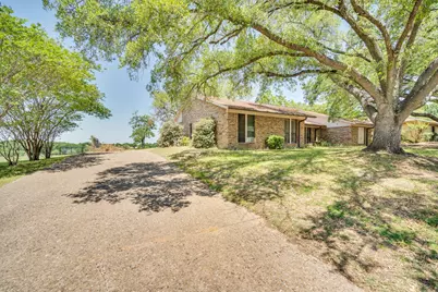 711 Craig Street, Hillsboro, TX 76645 - Photo 2