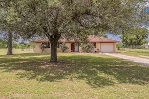 350 S Pearson Ln, Azle, TX 76020 - Photo 2