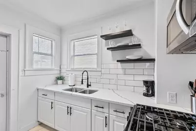 201 E 12th Street #203, Dallas, TX 75203 - Photo 6