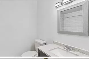 201 E 12th St, Dallas, TX 75203 - Photo 10
