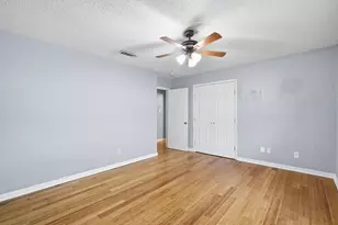 2202 Canyonwood Dr, Arlington, TX 76012 - Photo 24
