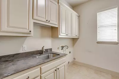 2304 Marseilles Court, Granbury, TX 76048 - Photo 32