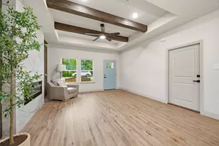 803 Arrowhead Ct, Granbury, TX 76048 - Photo 10