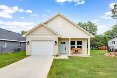 803 Arrowhead Court, Granbury, TX 76048 - Photo 2