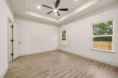 803 Arrowhead Court, Granbury, TX 76048 - Photo 18