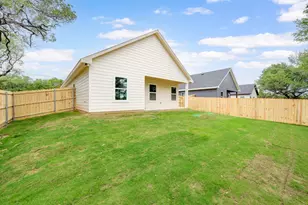 803 Arrowhead Ct, Granbury, TX 76048 - Photo 32