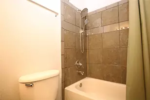 109 Australia Ct, Glenn Heights, TX 75154 - Photo 22