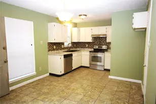 109 Australia Ct, Glenn Heights, TX 75154 - Photo 6