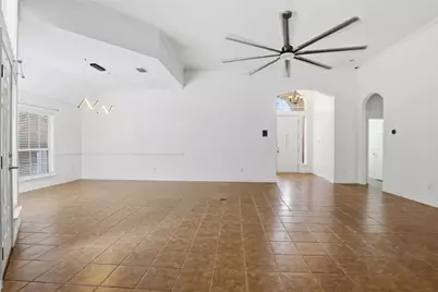 6320 Merritt Way Court, Arlington, TX 76018 - Photo 10